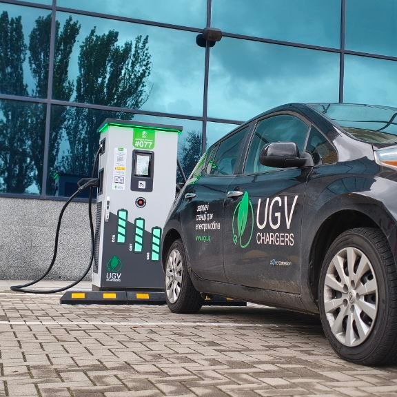 Nová rýchlonabíjacia stanica UGV Chargers v Záporoží, Ukrajina