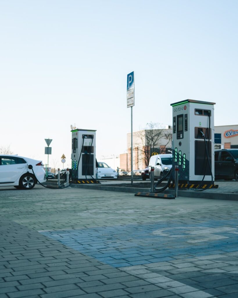 Nový ultrarýchly nabíjací hub UGV Chargers v Ľvove